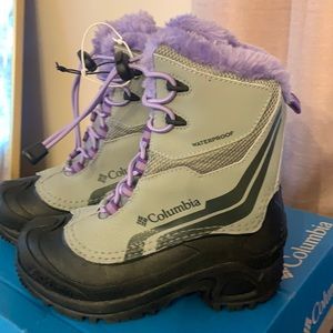 Columbia snow boots